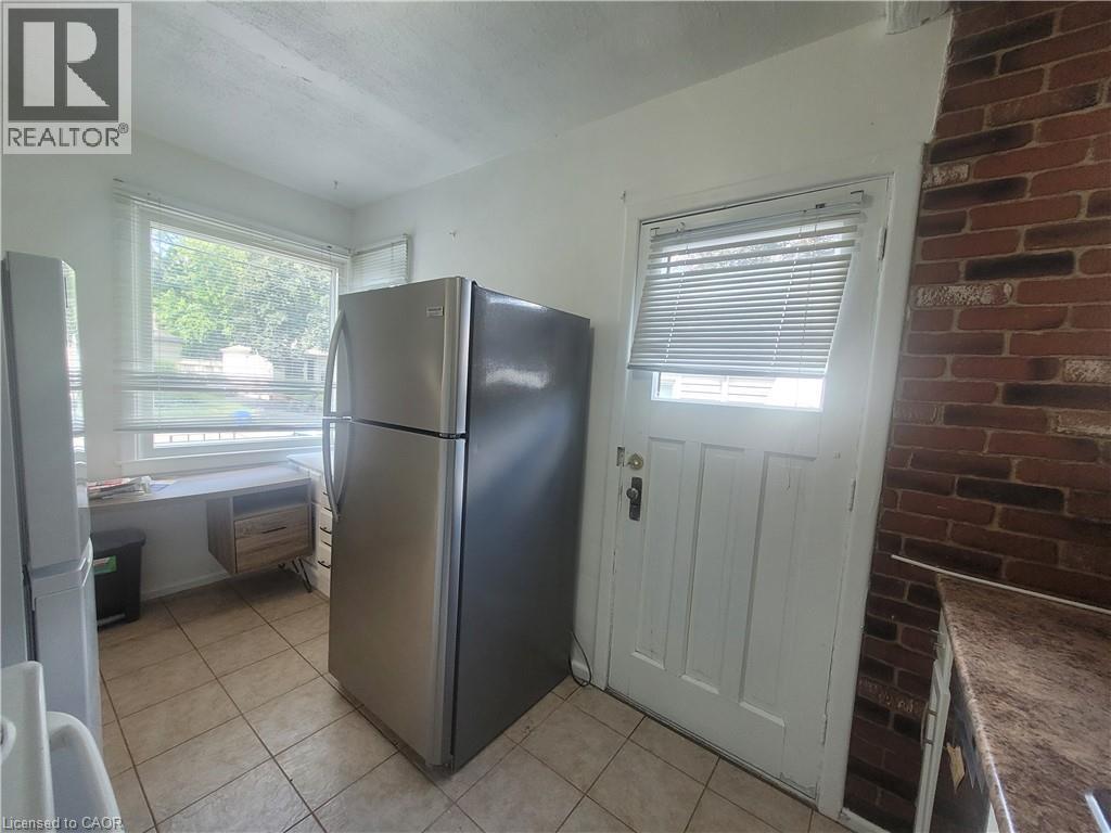 241 Haddon Avenue S, Hamilton, ON - Indoor