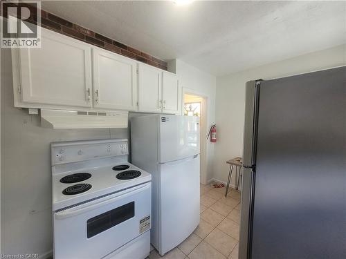 241 Haddon Avenue S, Hamilton, ON - Indoor Photo Showing Kitchen