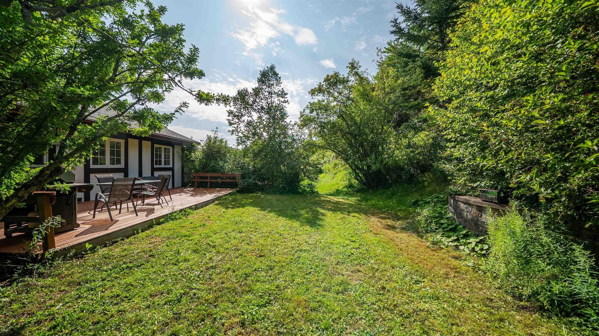 47 Forest Road, Dartmouth, NS - Outdoor