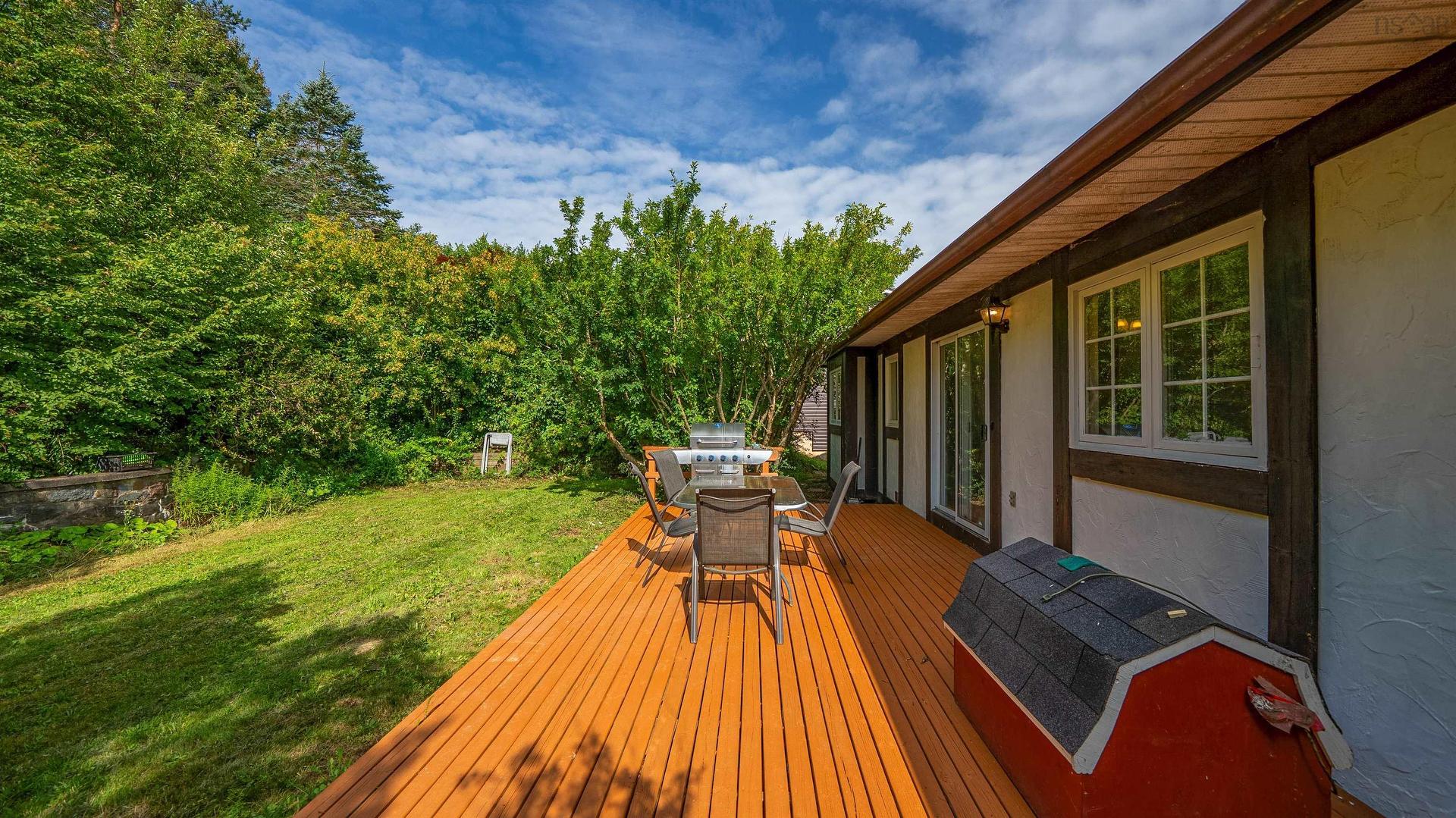 47 Forest Road, Dartmouth, NS - Outdoor With Exterior