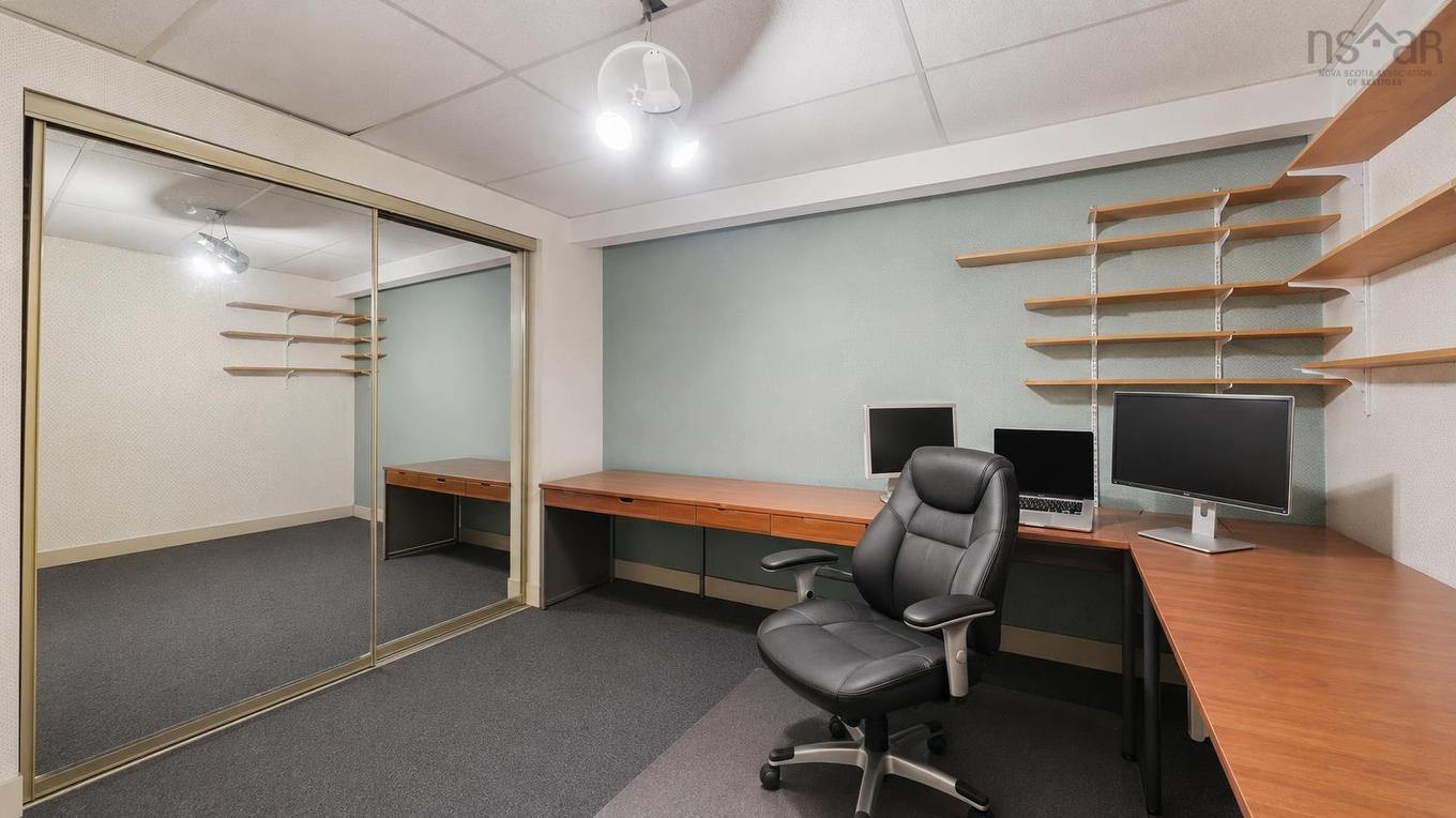47 Forest Road, Dartmouth, NS - Indoor Photo Showing Office