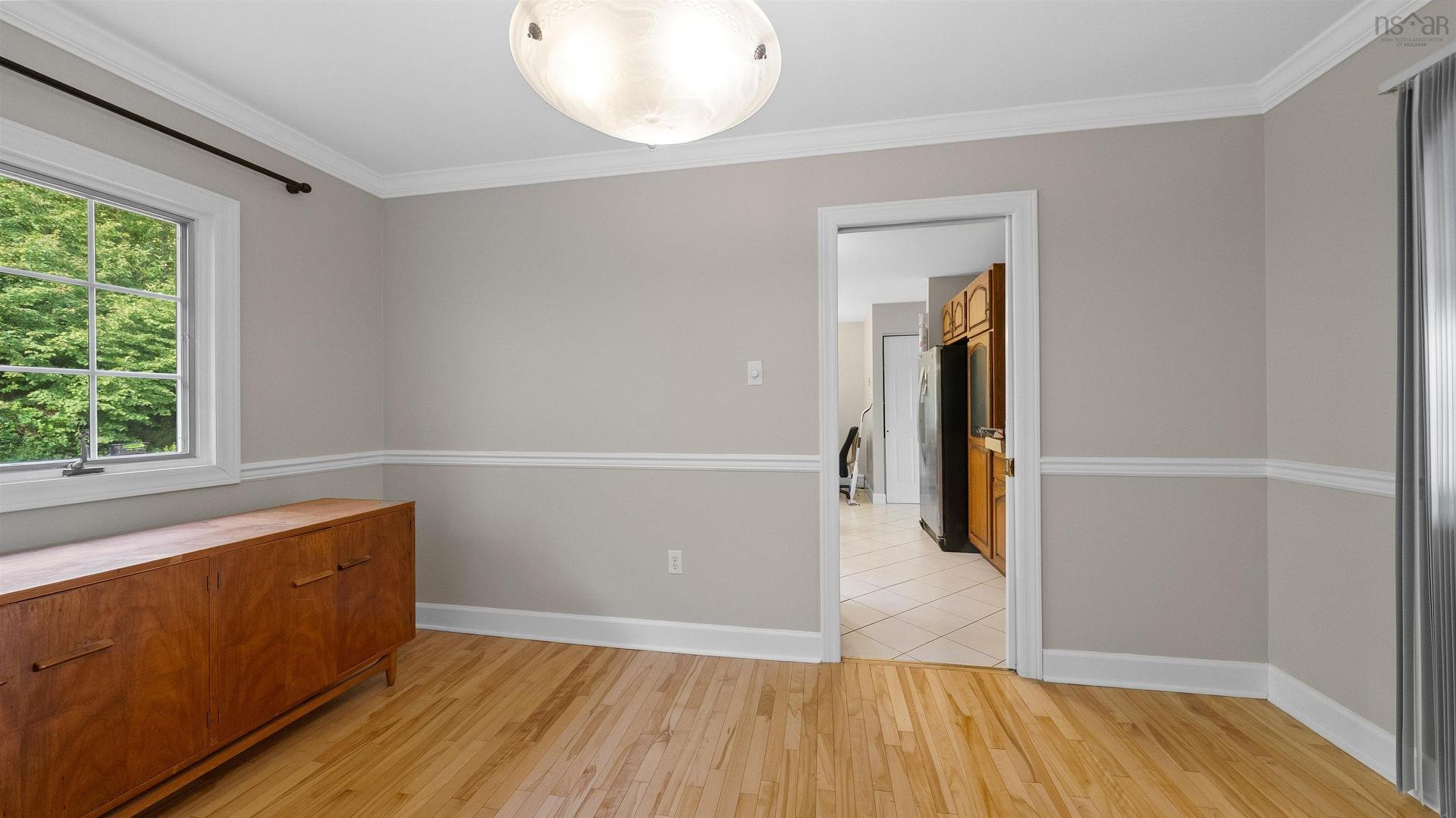 47 Forest Road, Dartmouth, NS - Indoor Photo Showing Other Room