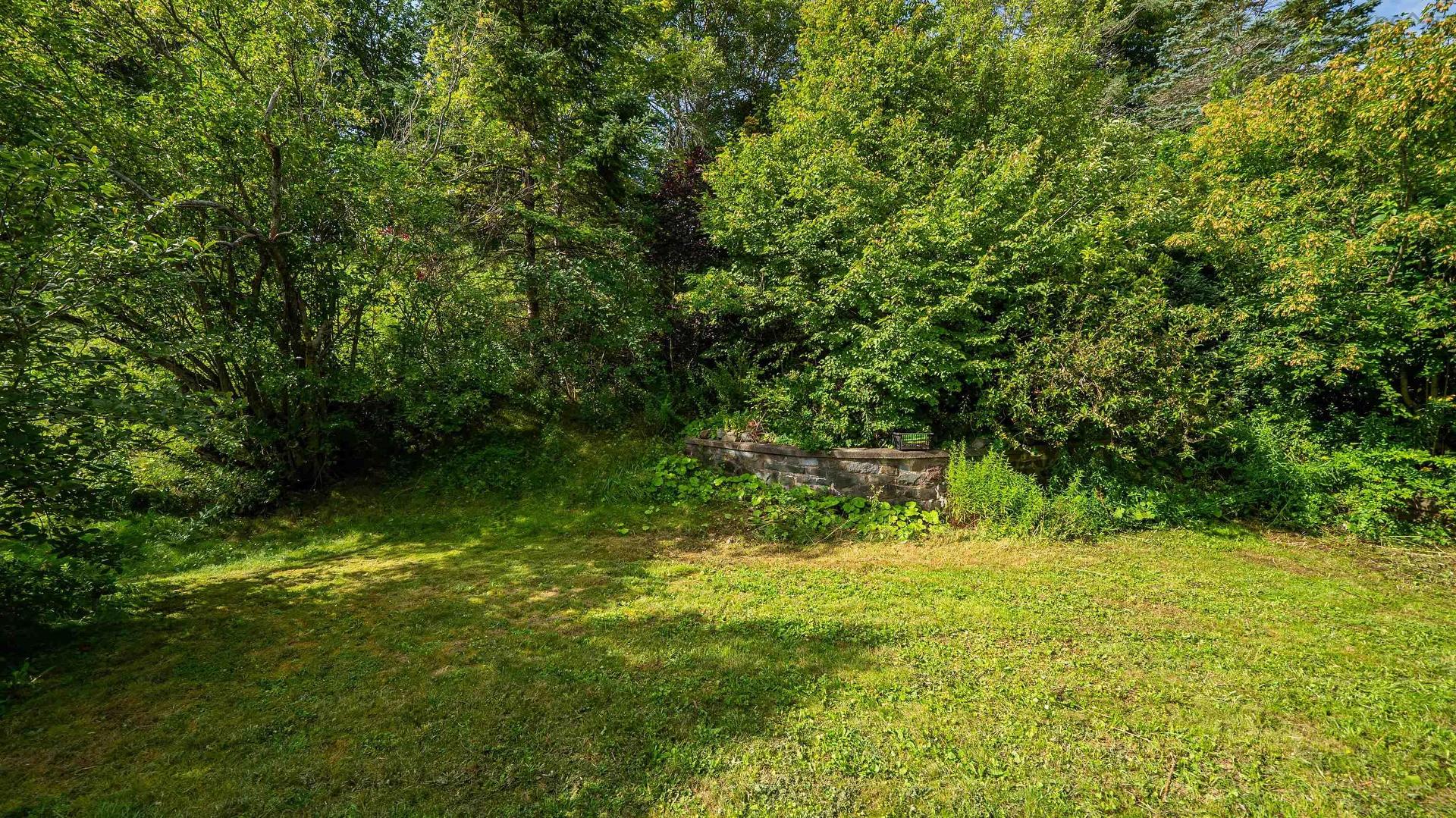 47 Forest Road, Dartmouth, NS - Outdoor