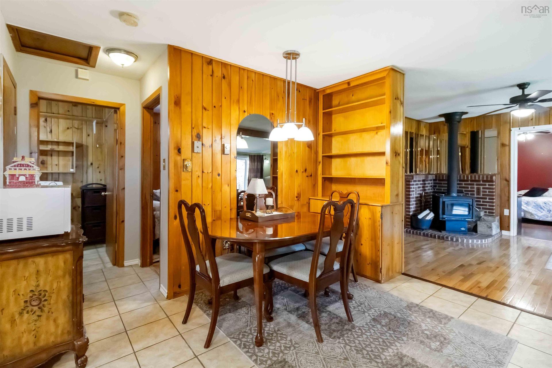 198 Spruce Drive, Barss Corner, NS - Indoor Photo Showing Dining Room