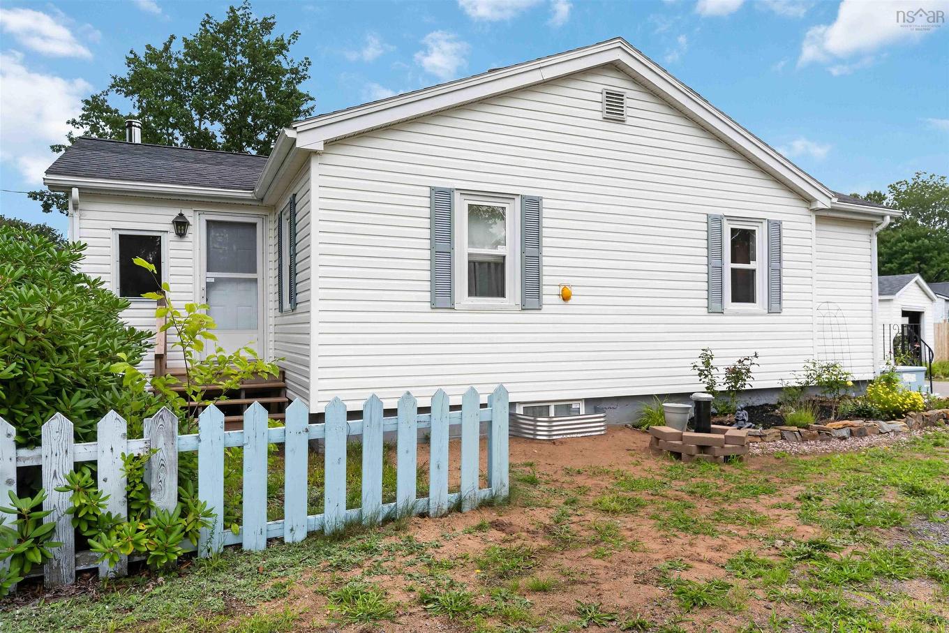 191 Oakdene Avenue, Kentville, NS - Outdoor With Exterior