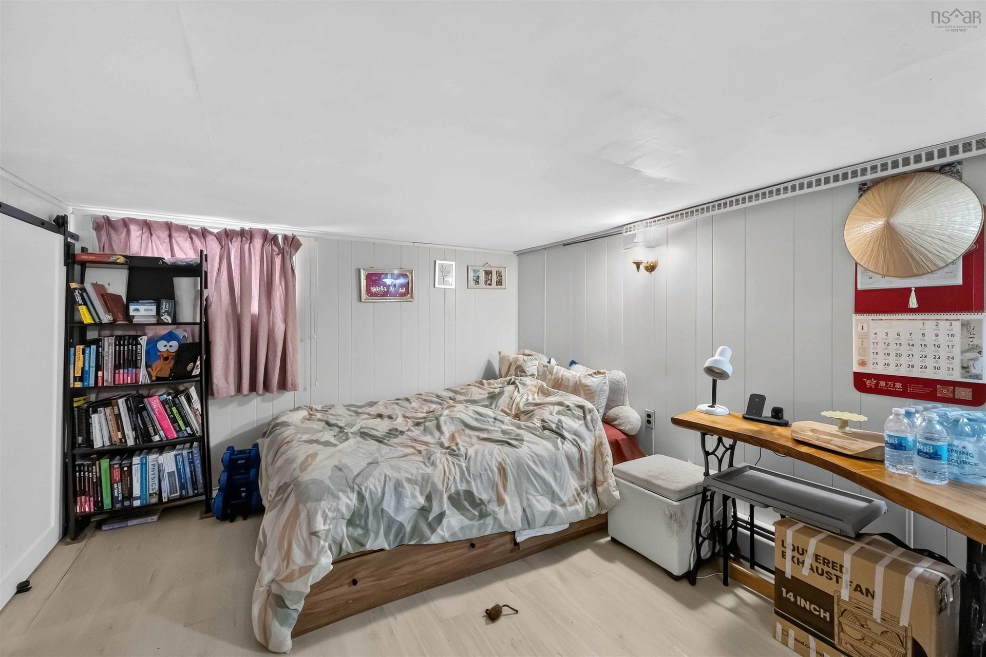 191 Oakdene Avenue, Kentville, NS - Indoor Photo Showing Bedroom