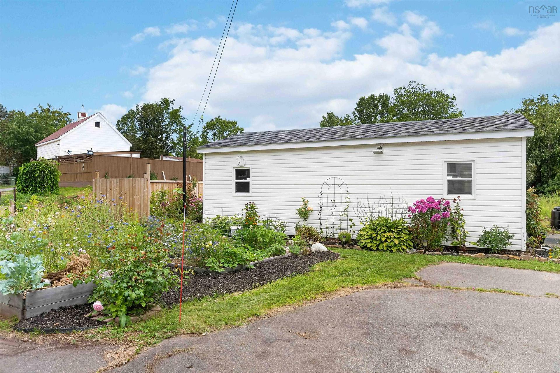 191 Oakdene Avenue, Kentville, NS - Outdoor