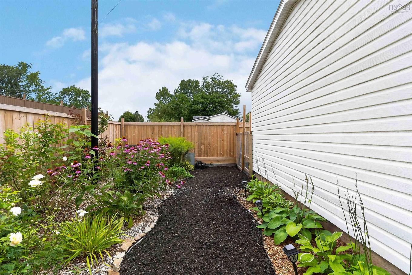 191 Oakdene Avenue, Kentville, NS - Outdoor