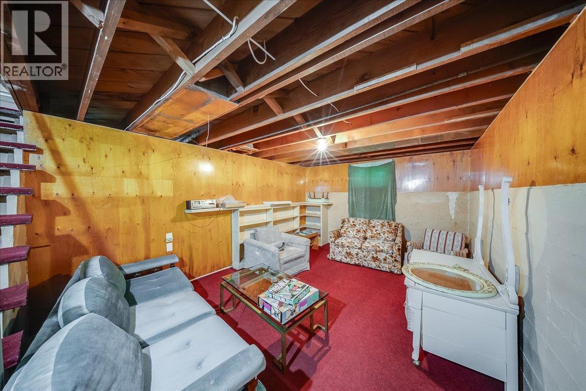 306 Sylvia Crescent, Trail, BC - Indoor Photo Showing Basement