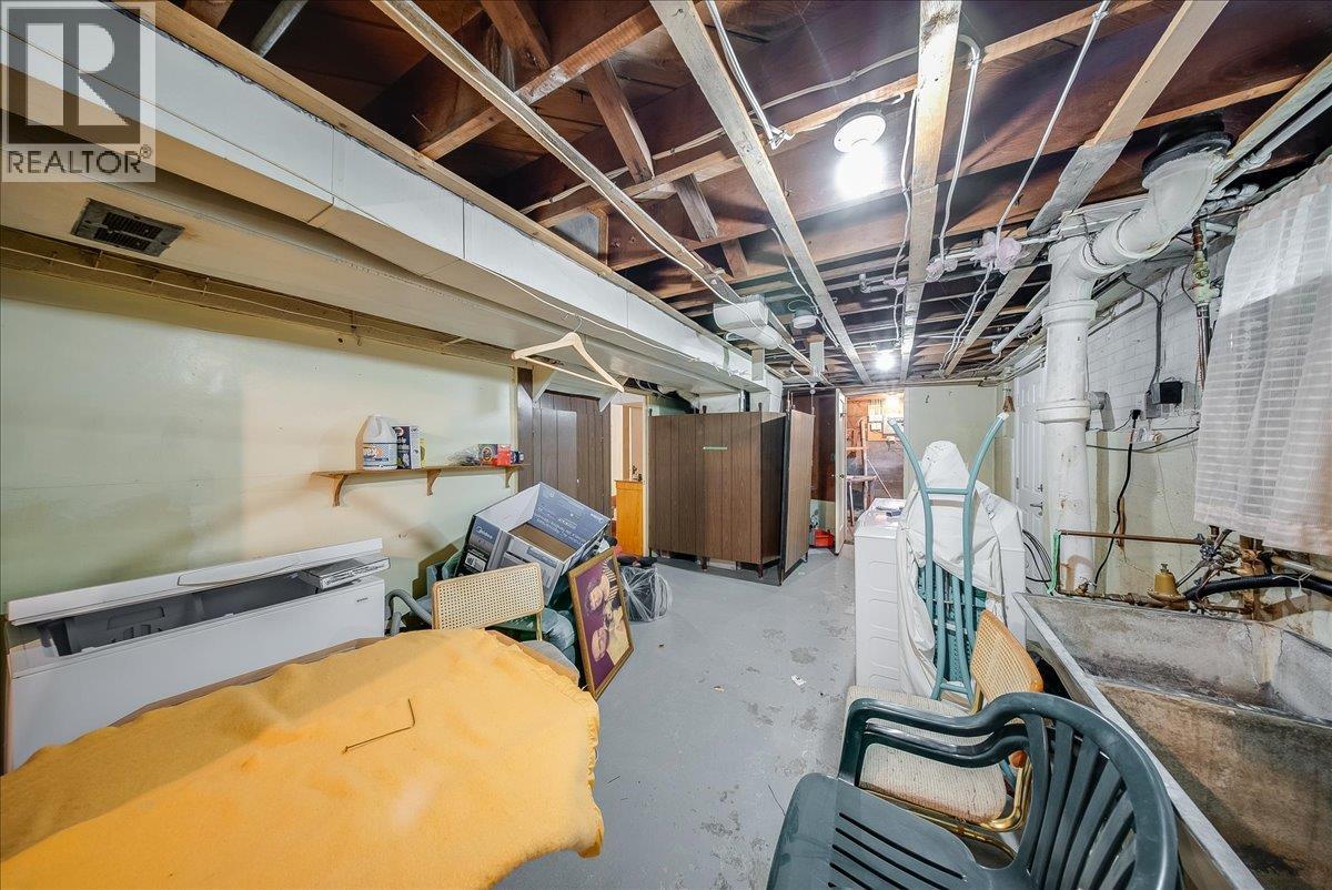 306 Sylvia Crescent, Trail, BC - Indoor Photo Showing Basement
