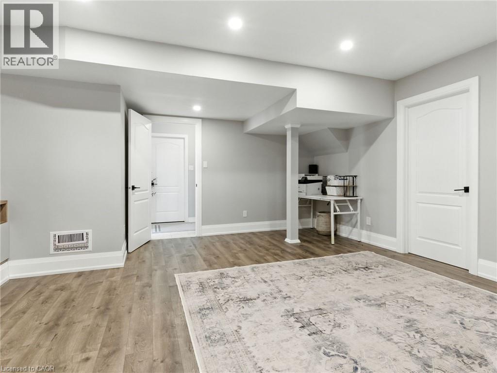 200 Giddings Crescent, Milton, ON - Indoor