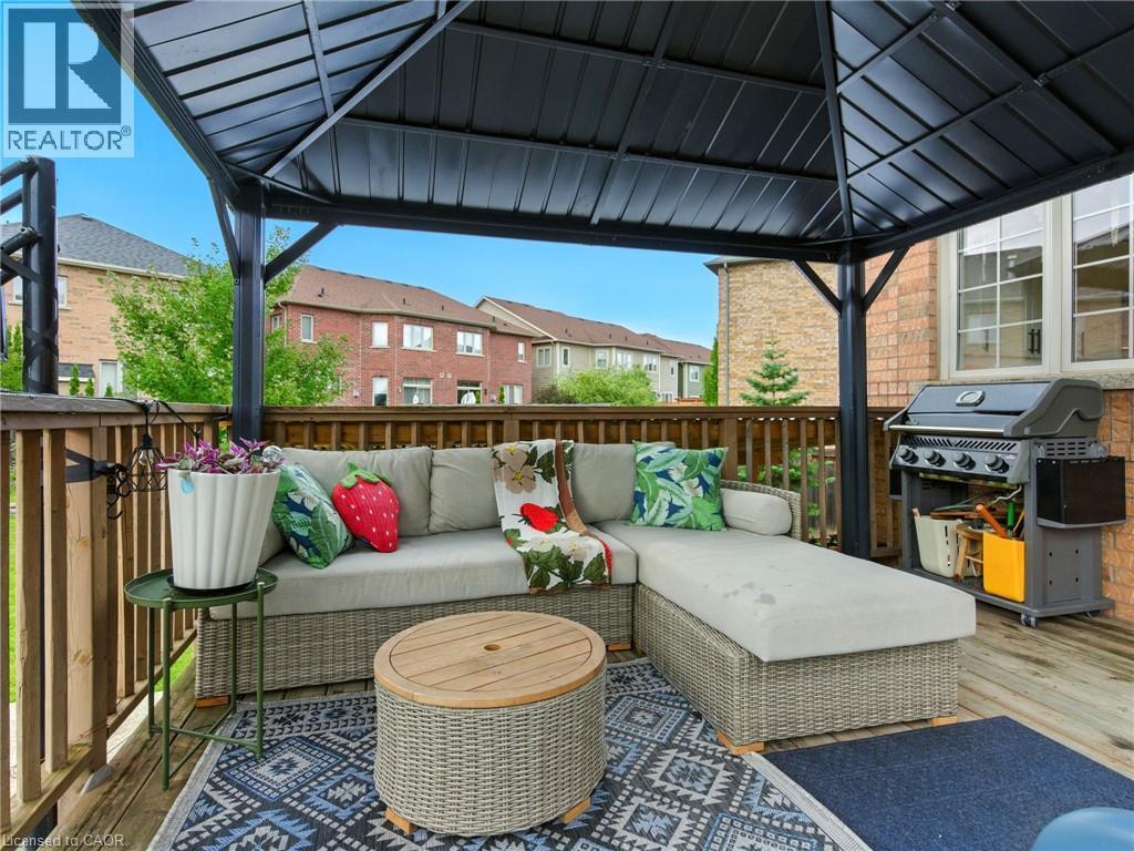 200 Giddings Crescent, Milton, ON - Outdoor With Deck Patio Veranda With Exterior