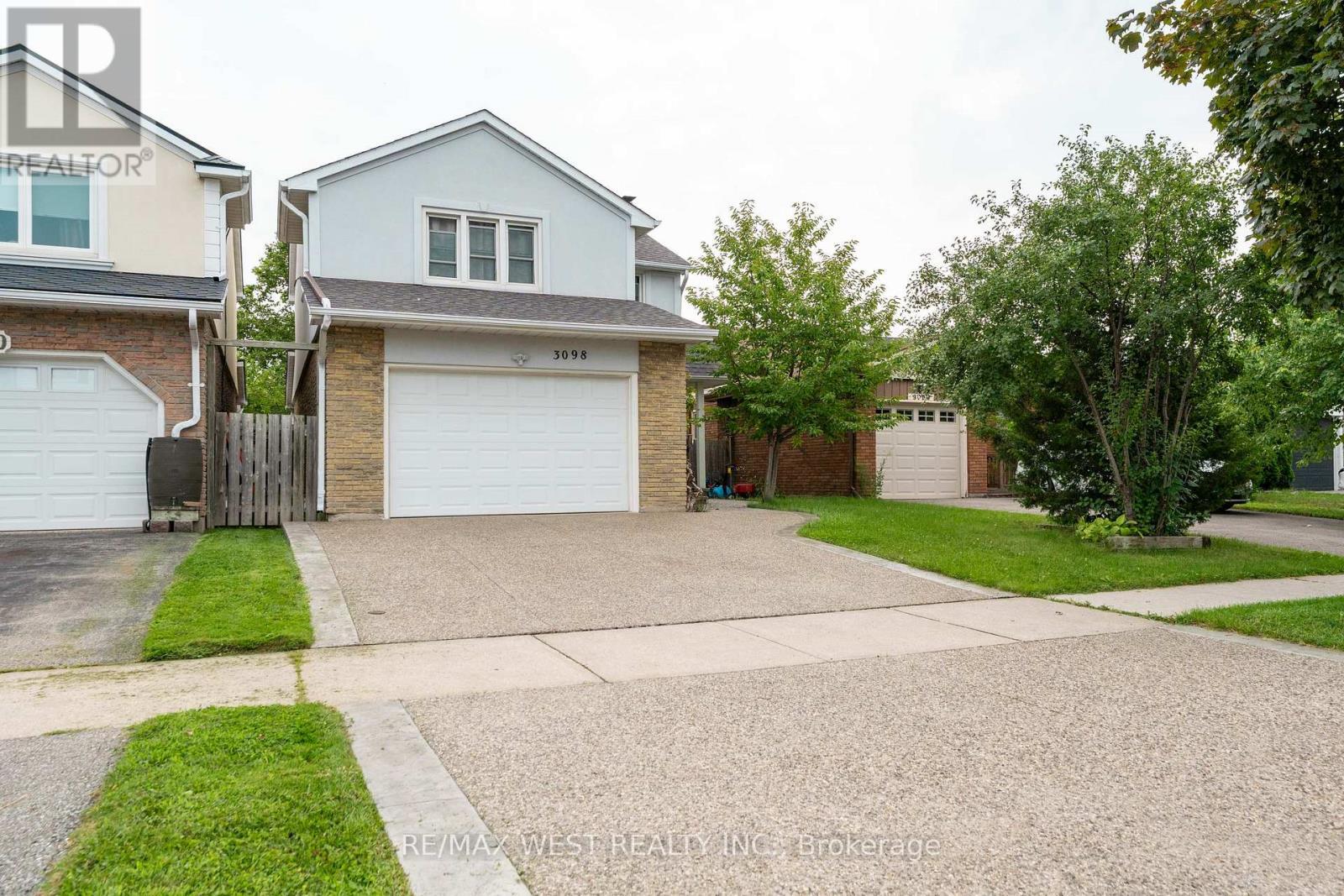 3098 Driftwood Drive, Burlington, ON - Outdoor