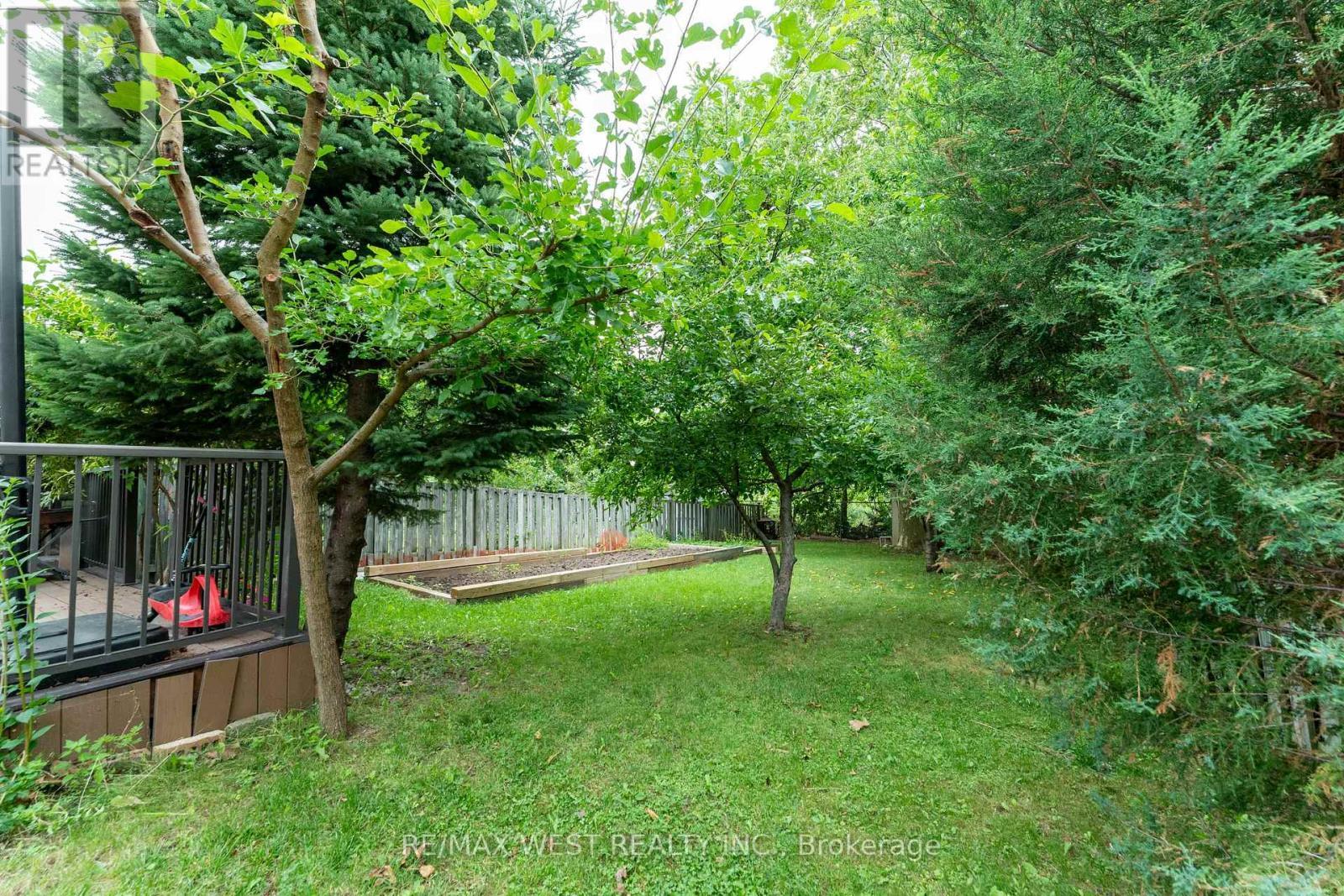 3098 Driftwood Drive, Burlington, ON - Outdoor