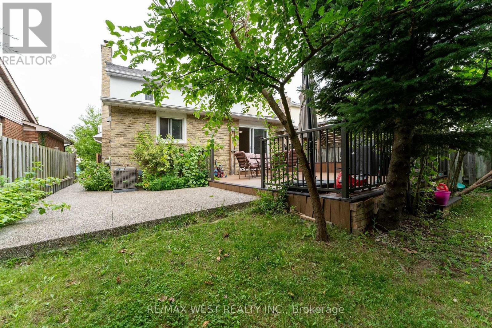 3098 Driftwood Drive, Burlington, ON - Outdoor
