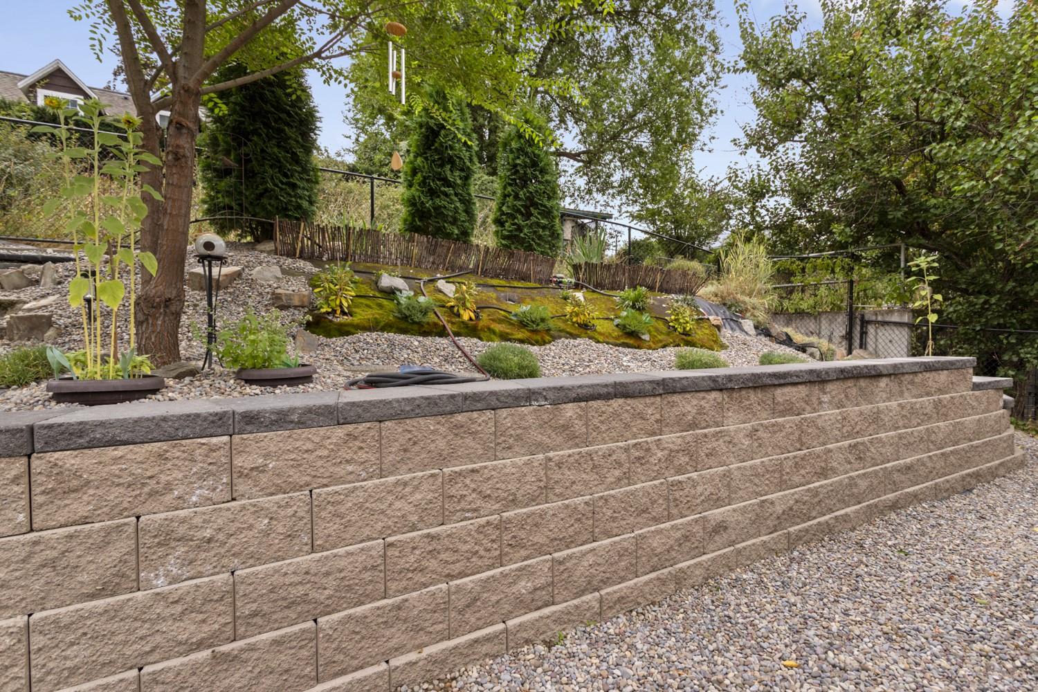 711 Ibbitson Street, Creston, BC - Outdoor