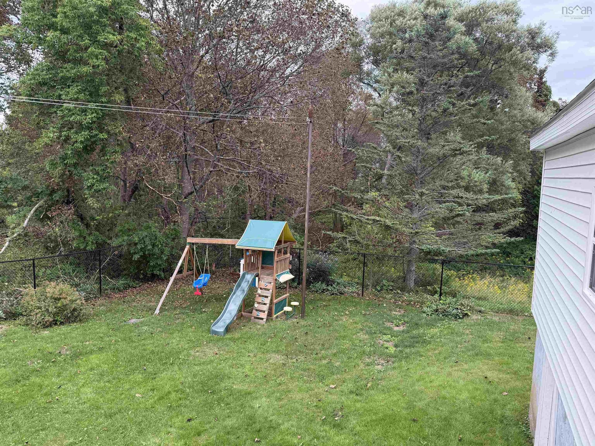 228 Cottage Street, New Glasgow, NS - Outdoor