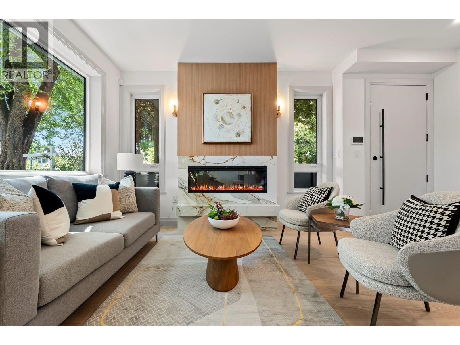 4 1491 Devonshire Crescent, Vancouver, BC - Indoor Photo Showing Living Room With Fireplace