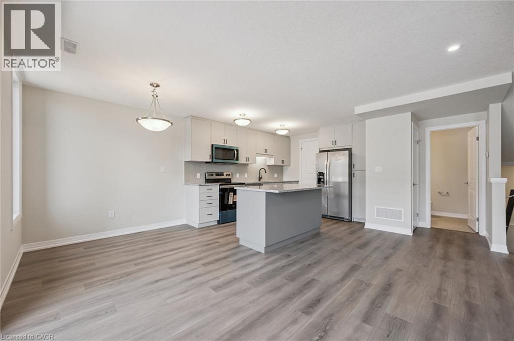 525 Erinbrook Drive Unit# B046, Kitchener, ON - Indoor Photo Showing Kitchen