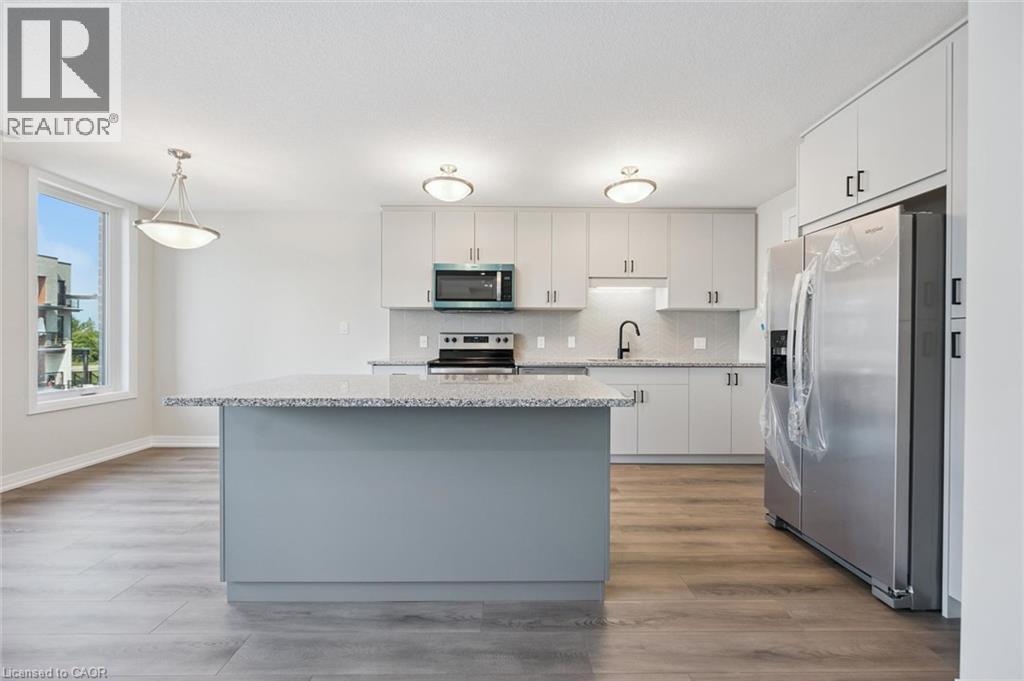 525 Erinbrook Drive Unit# B046, Kitchener, ON - Indoor Photo Showing Kitchen With Upgraded Kitchen