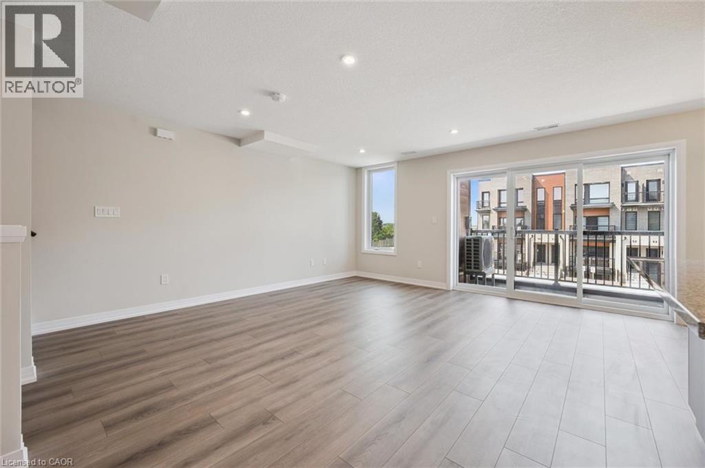 525 Erinbrook Drive Unit# B046, Kitchener, ON - Indoor