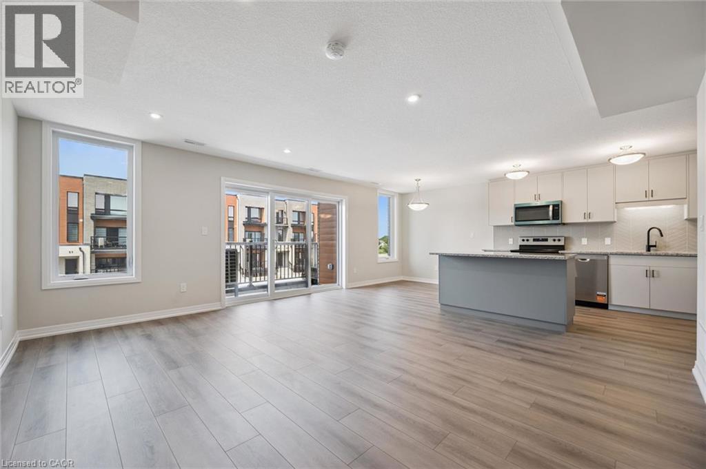 525 Erinbrook Drive Unit# B046, Kitchener, ON - Indoor Photo Showing Kitchen