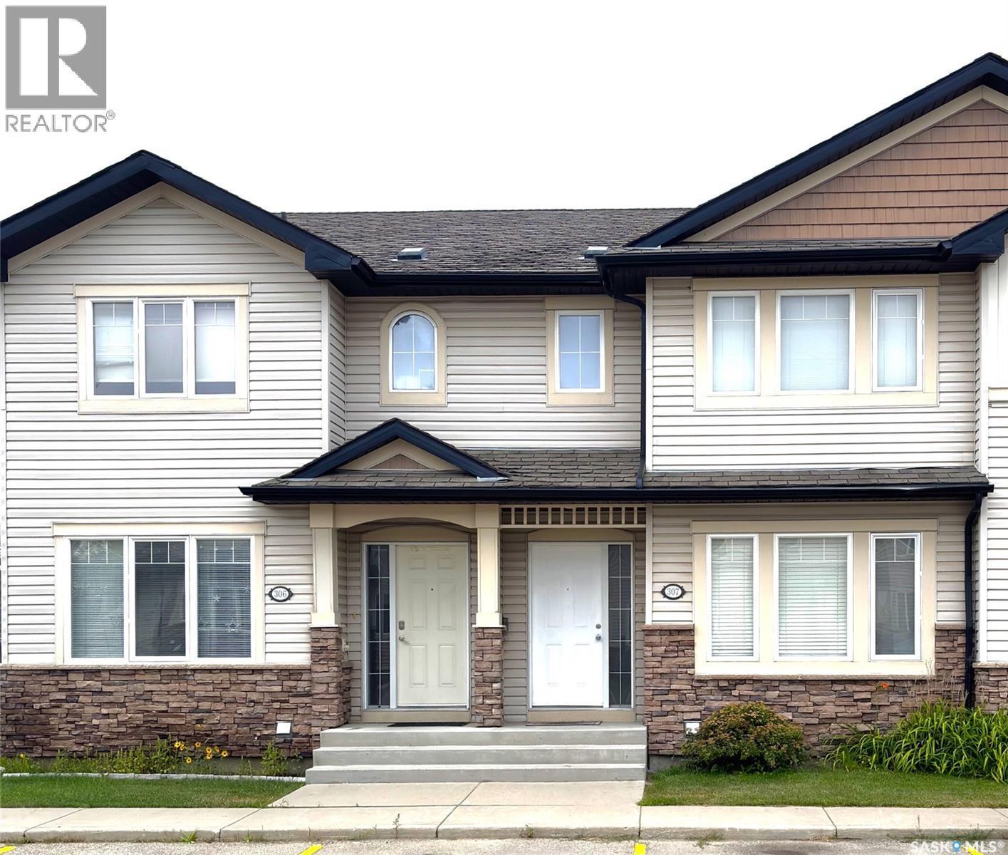 307 415 Lynd Crescent, Saskatoon, SK - Outdoor With Facade