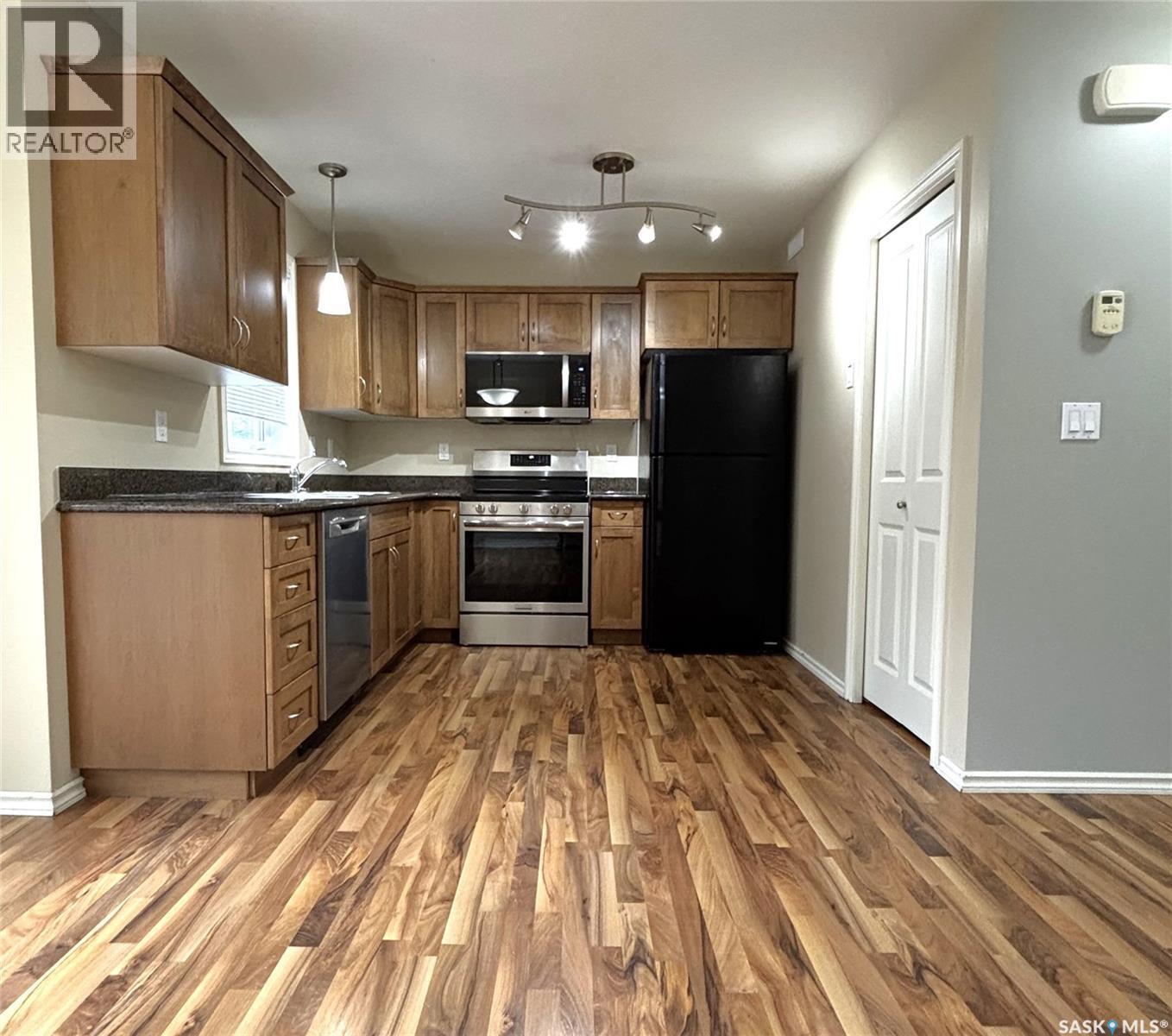 307 415 Lynd Crescent, Saskatoon, SK - Indoor Photo Showing Kitchen