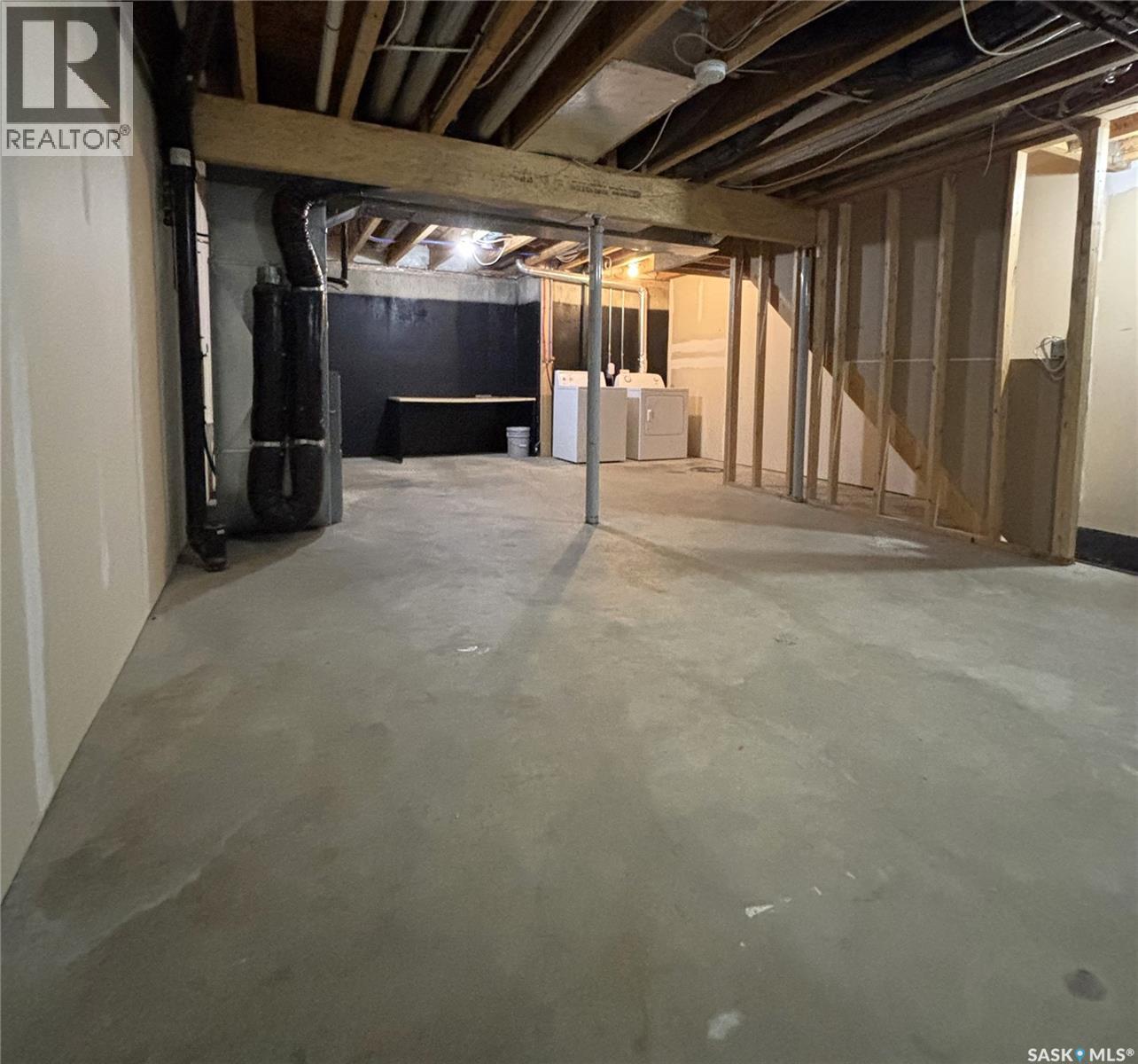 307 415 Lynd Crescent, Saskatoon, SK - Indoor Photo Showing Basement