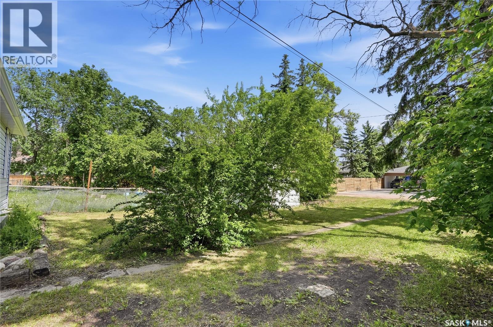 103A Norman Avenue, Aberdeen, SK - Outdoor