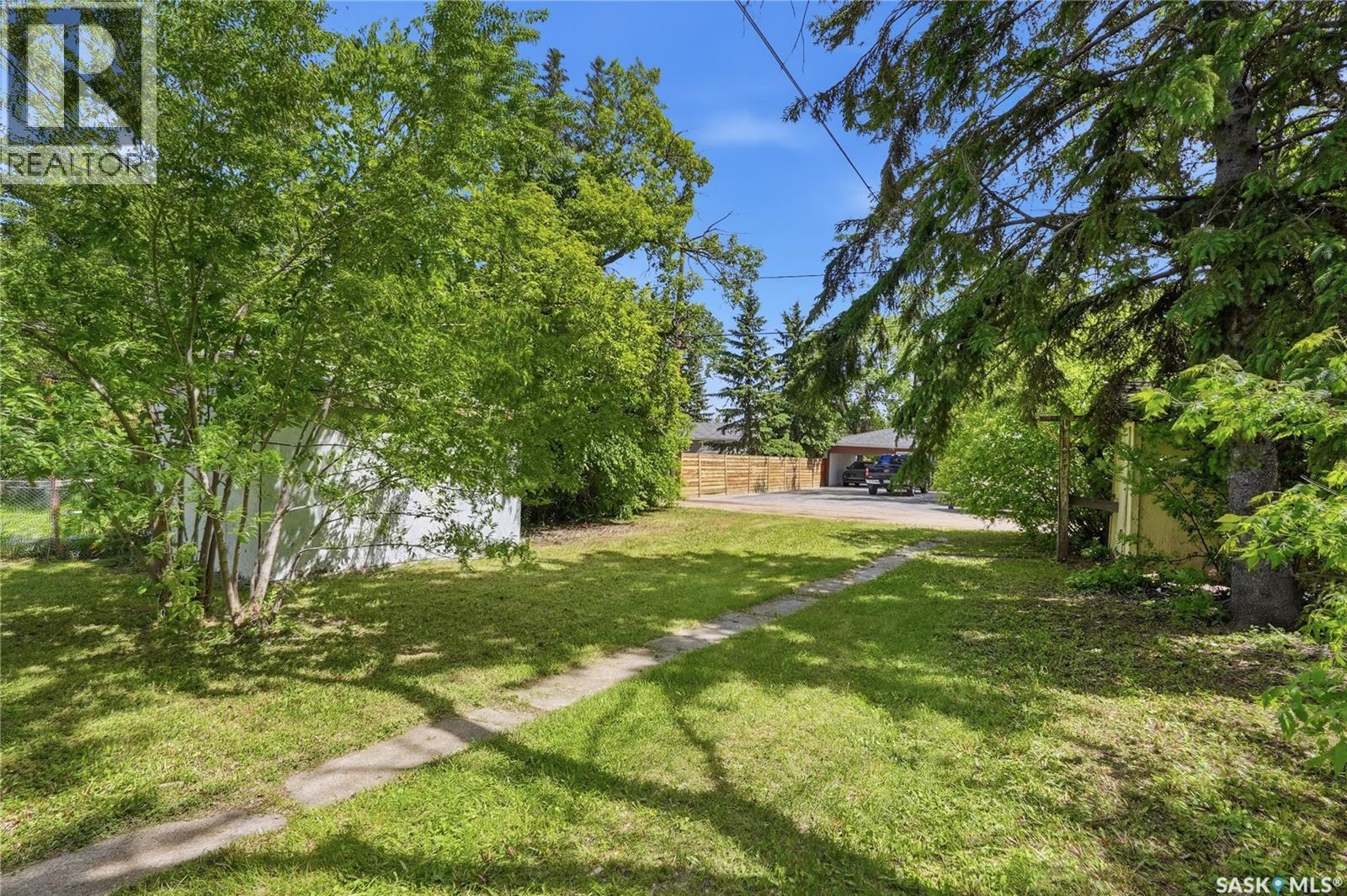 103A Norman Avenue, Aberdeen, SK - Outdoor