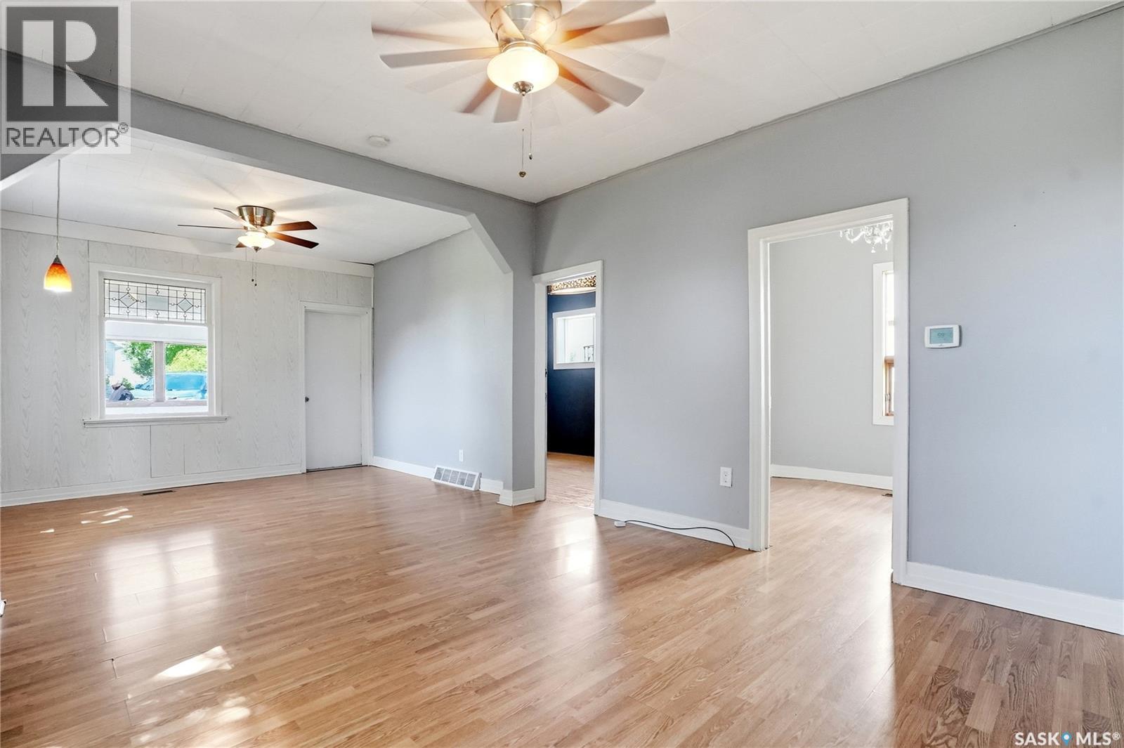 103A Norman Avenue, Aberdeen, SK - Indoor Photo Showing Other Room