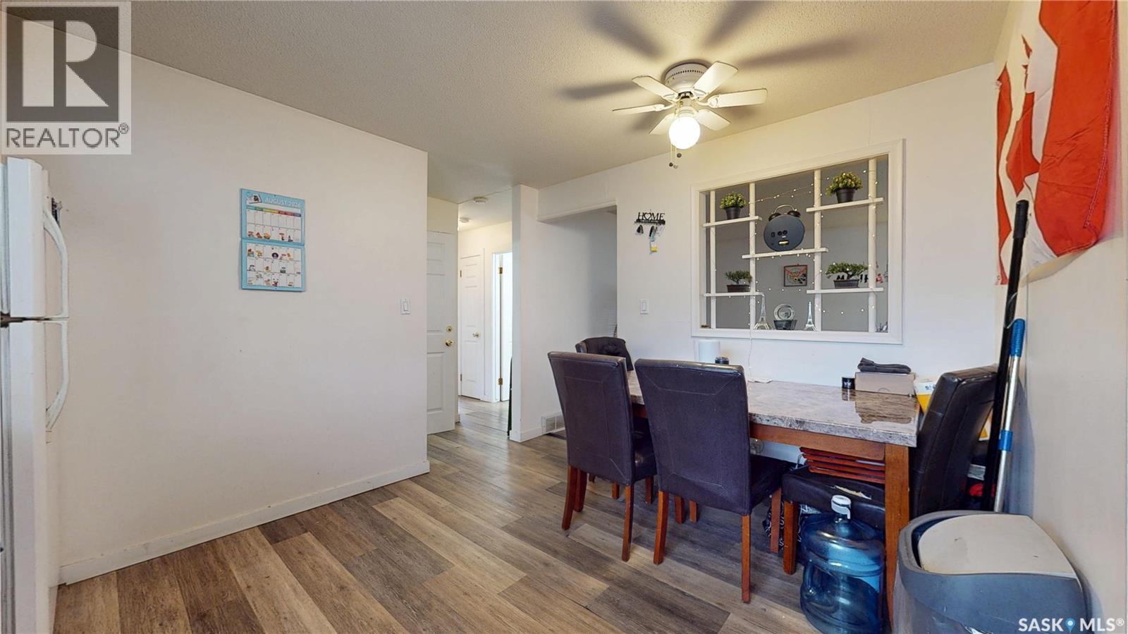 1208 Bond Street, Regina, SK - Indoor Photo Showing Dining Room