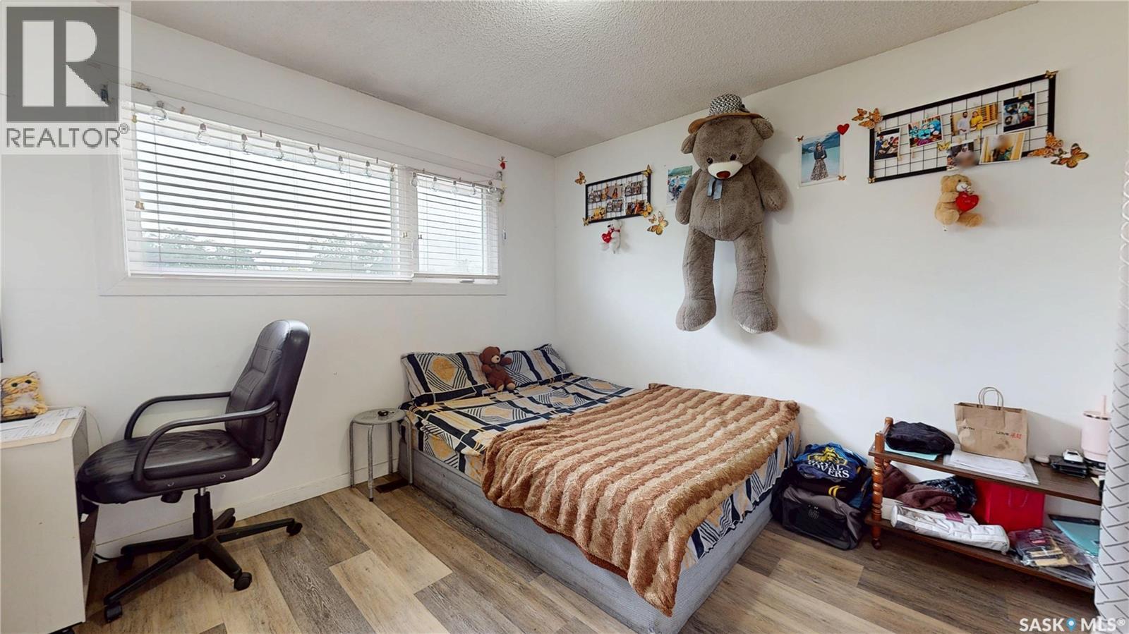 1208 Bond Street, Regina, SK - Indoor Photo Showing Bedroom