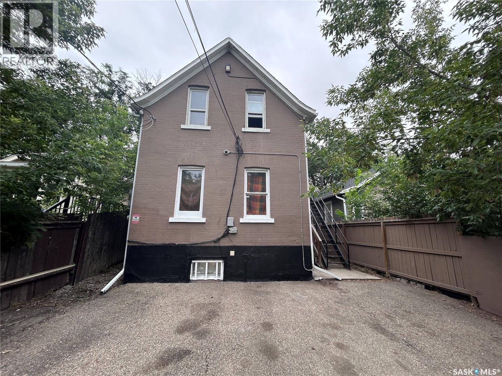 109 28Th Street W, Saskatoon, SK