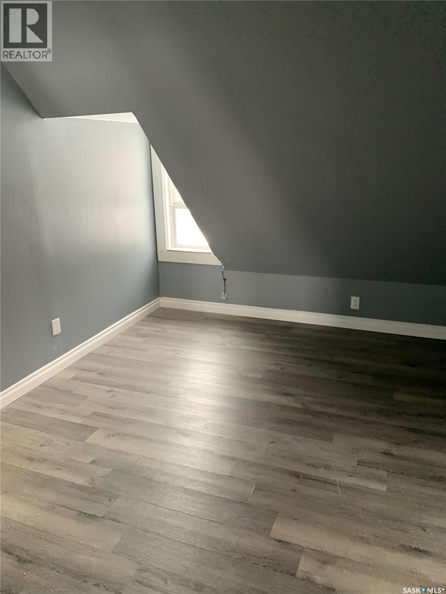109 28Th Street W, Saskatoon, SK