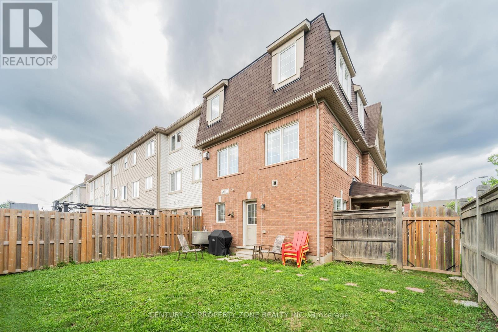 27 Midhope Way, Brampton, ON - Outdoor With Exterior