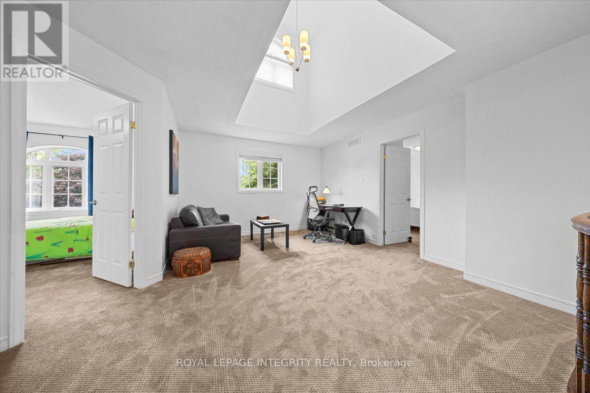 40 Bon Echo Crescent, Ottawa, ON - Indoor