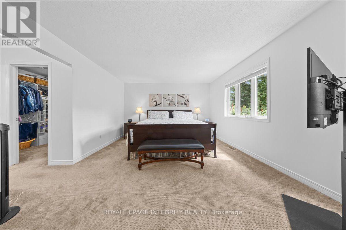 40 Bon Echo Crescent, Ottawa, ON - Indoor