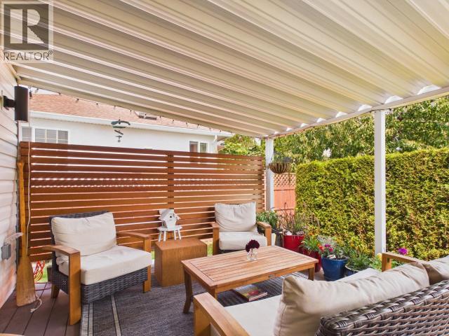 3400 Ontario Ave, Powell River, BC - Outdoor With Deck Patio Veranda With Exterior