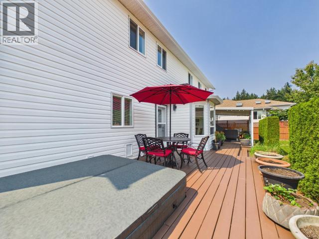 3400 Ontario Ave, Powell River, BC - Outdoor With Deck Patio Veranda With Exterior