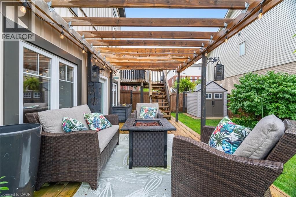 387 Gravel Ridge Trail, Kitchener, ON - Outdoor With Deck Patio Veranda With Exterior