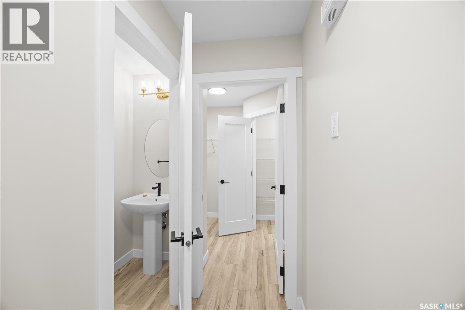 286 Froese Crescent, Warman, SK - Indoor Photo Showing Other Room
