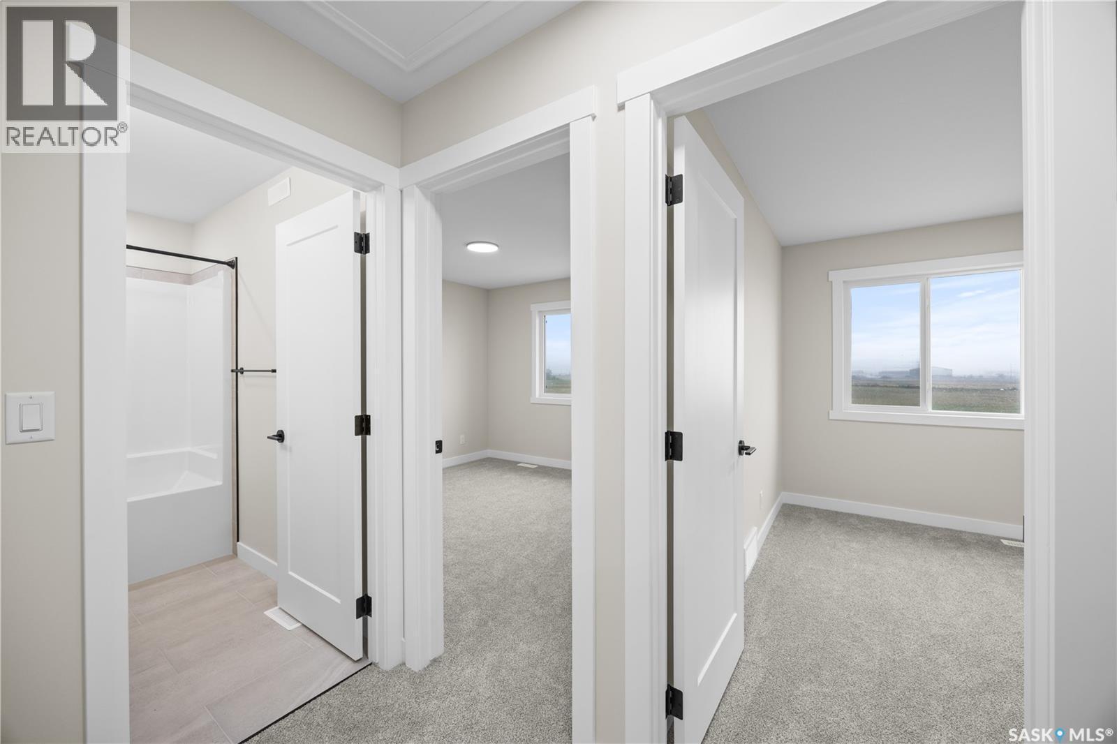 286 Froese Crescent, Warman, SK - Indoor Photo Showing Other Room