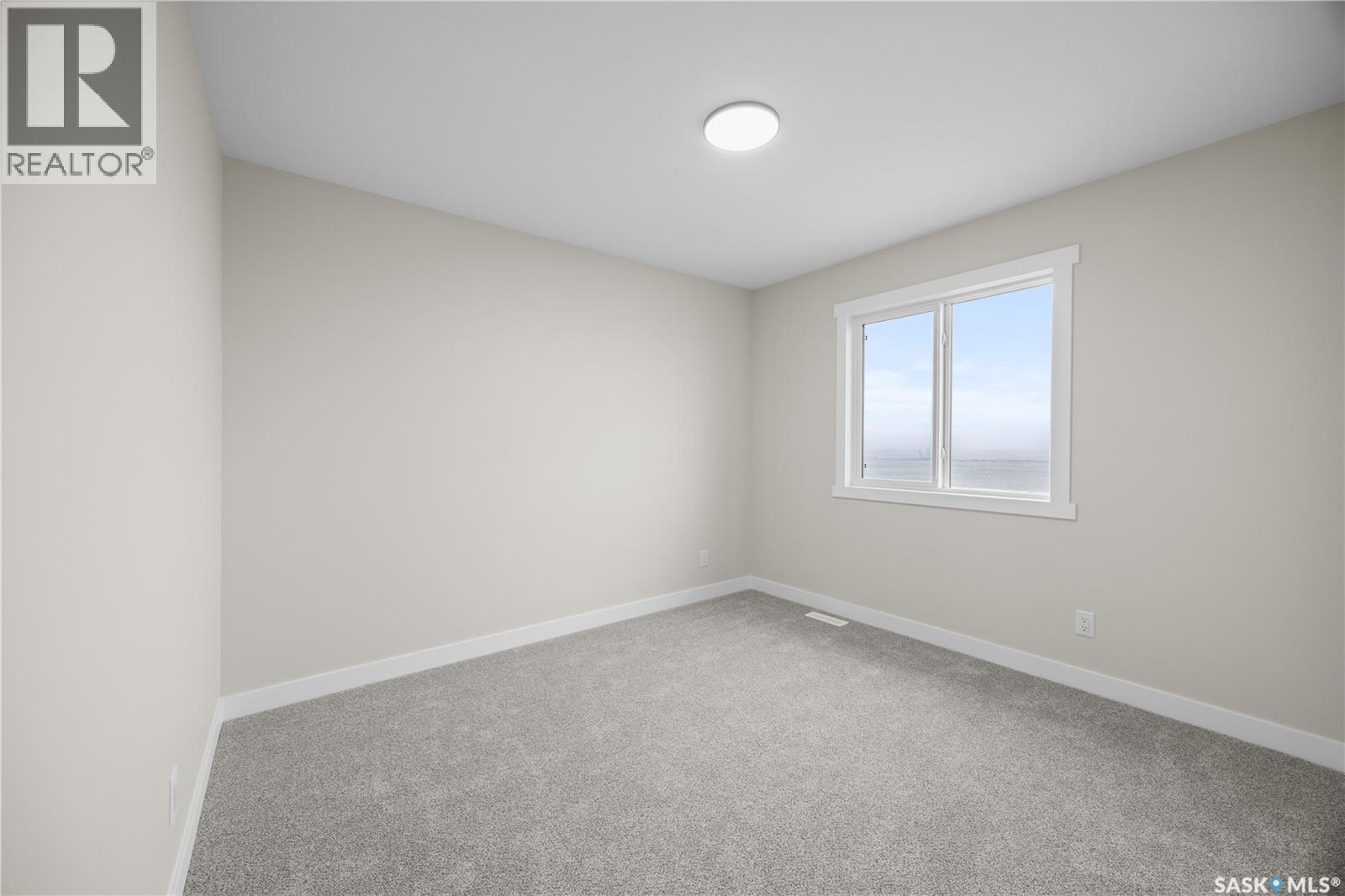 286 Froese Crescent, Warman, SK - Indoor Photo Showing Other Room