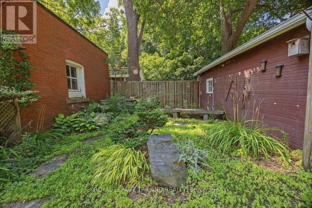 46 Rosebery Place, St. Thomas, ON - Outdoor