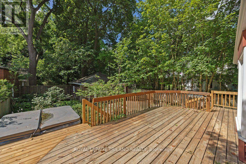 46 Rosebery Place, St. Thomas, ON - Outdoor With Deck Patio Veranda