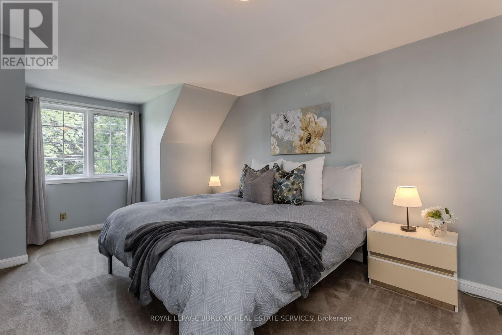 274 Belvenia Road, Burlington, ON - Indoor Photo Showing Bedroom