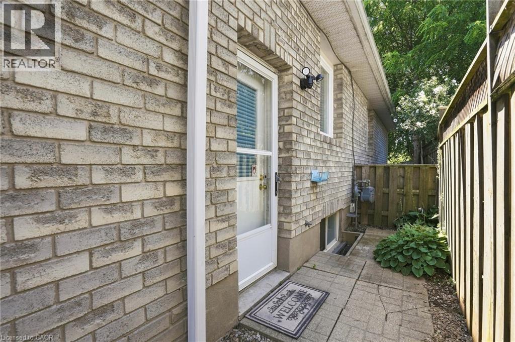 24 Hill Street, Hamilton, ON - Outdoor