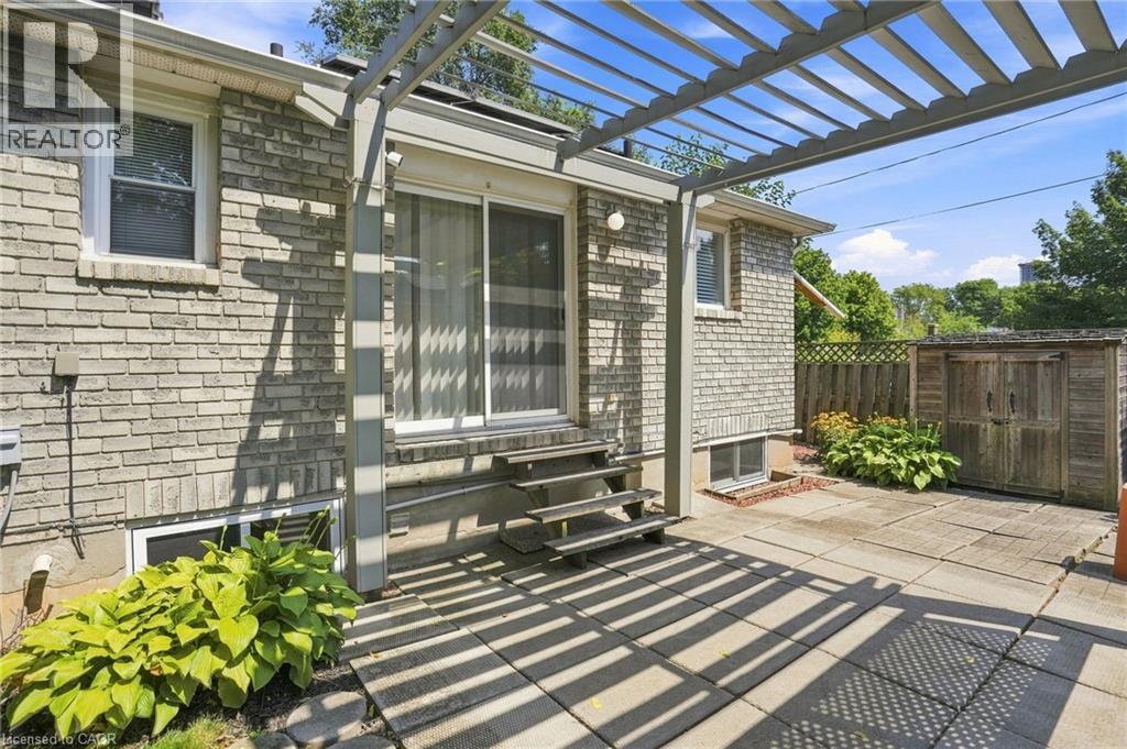 24 Hill Street, Hamilton, ON - Outdoor